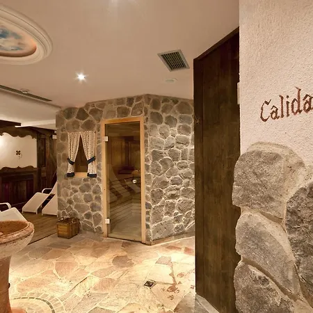 Hotel Gianna 4*